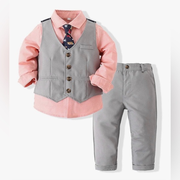 Other - Stylish Gray and Pink Kids Vest Set